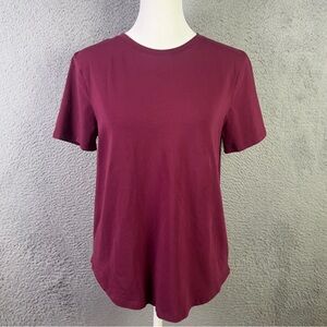 Lululemon Shirt Womens 8 Red Maroon Short Sleeve Crew Neck Tee Athletic